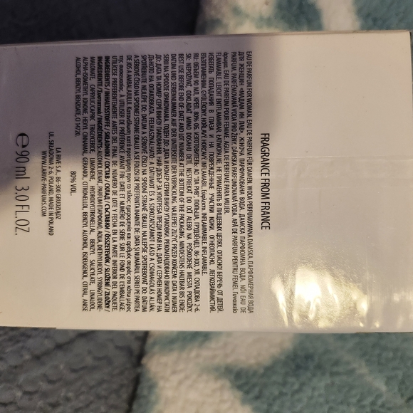 Perfume - Picture 2 of 2